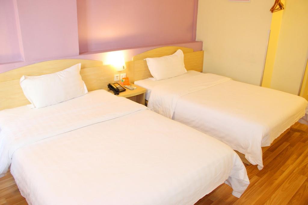 7Days Inn Heyuan Cultrual Palace Renren Le Екстериор снимка